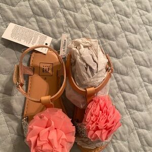 GAP Pink and Tan Sandals with Floral Embellishment
